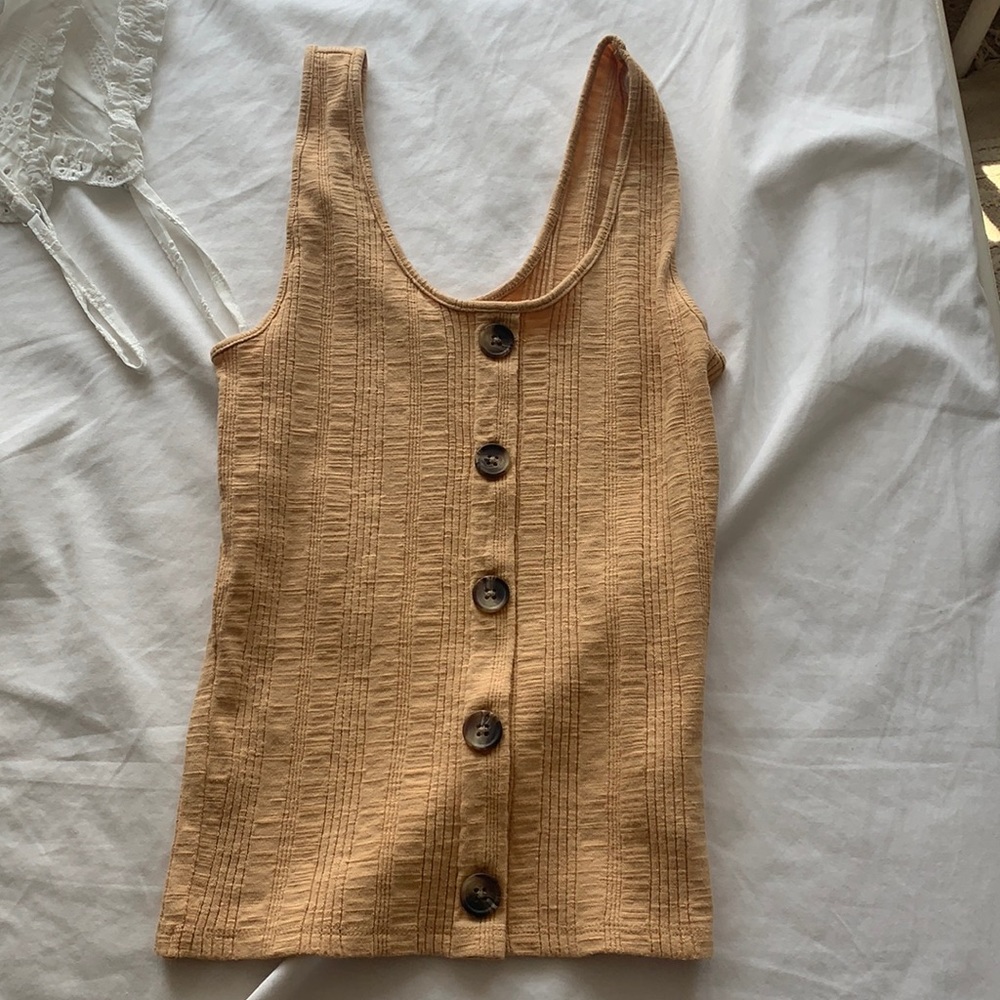 yellow tank
